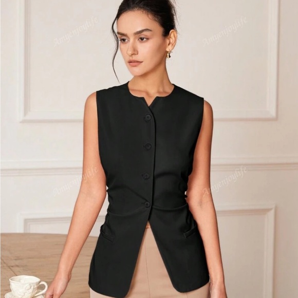 Tops - Cropped Sleeveless Button Down Vest - old money vibes!!